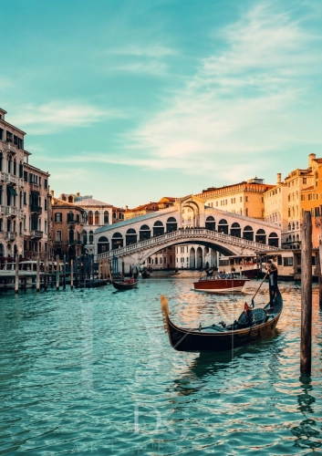 Most Rialto o Zachodzie Słońca.webp