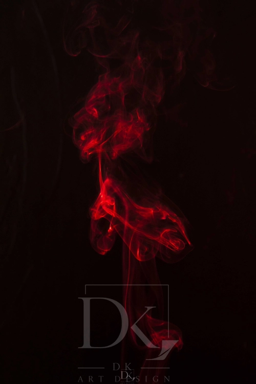Scarlet Smoke - Szkarłatny Dym.webp
